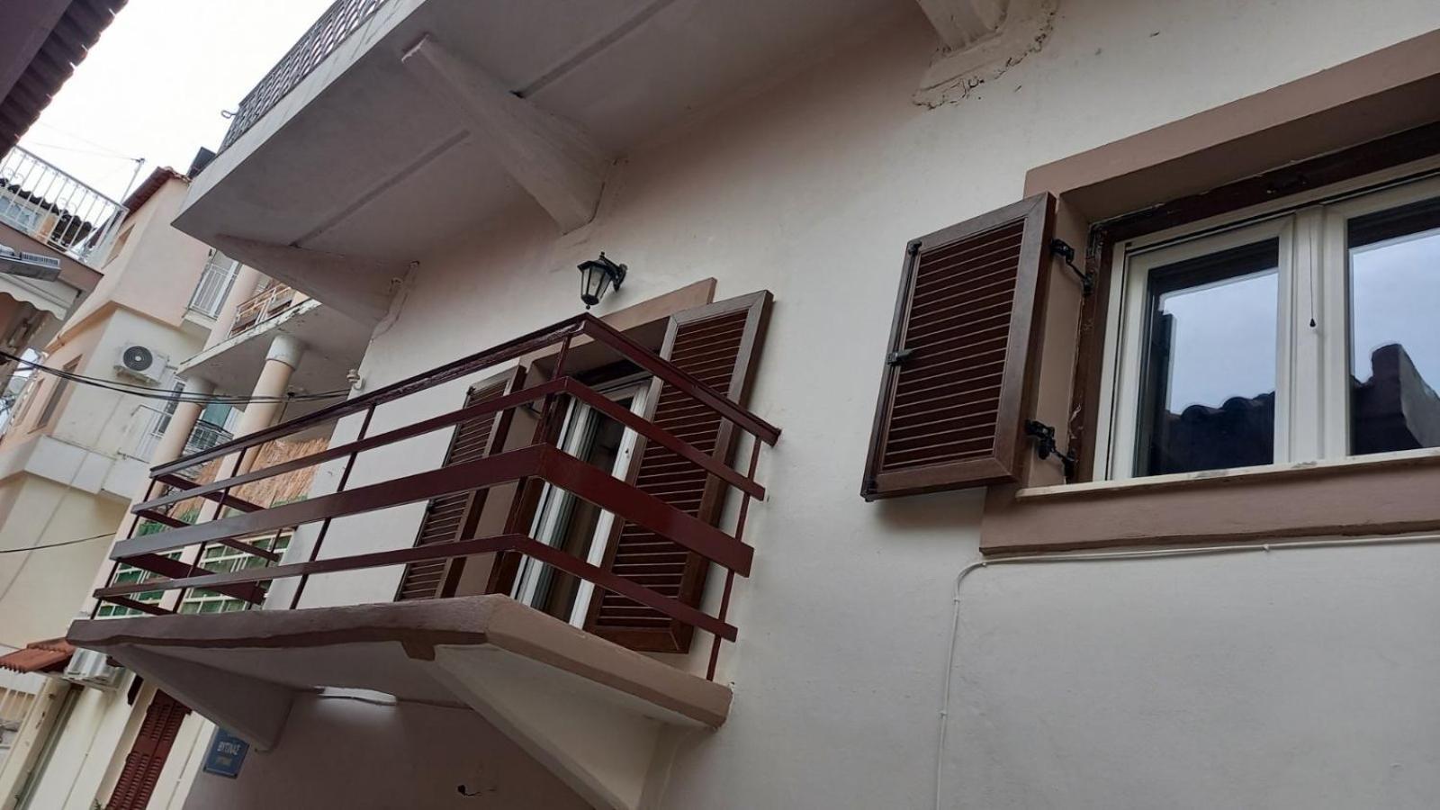 Φιλόξενο Σπίτι Apartment นาฟปลิโอ ภายนอก รูปภาพ